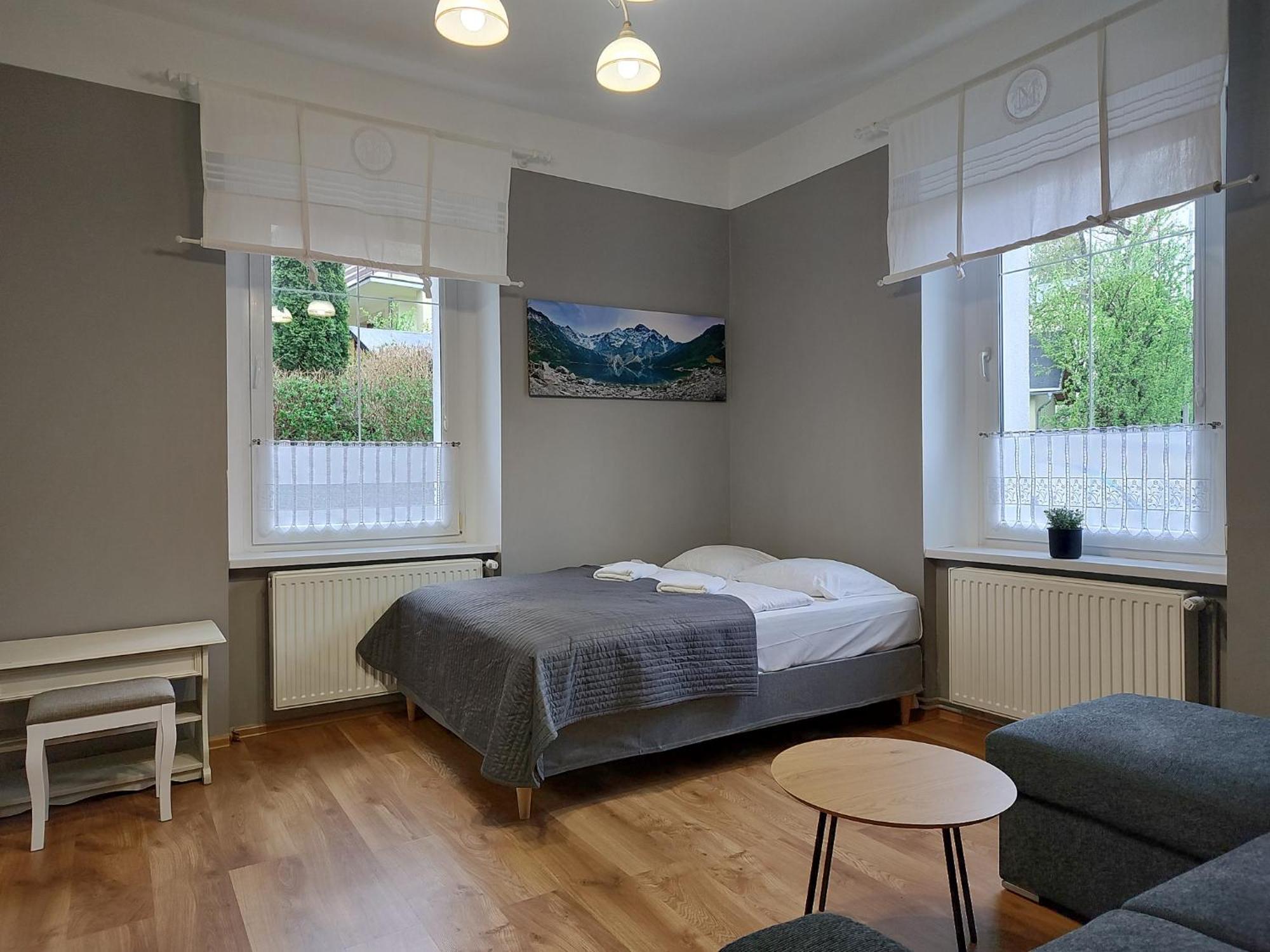 Swierkowy - Kolejowa Apartment